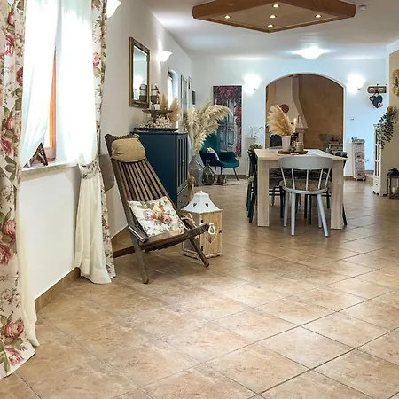 Semesterbostad Pet Friendly In Pod Uckom With Wifi Brest