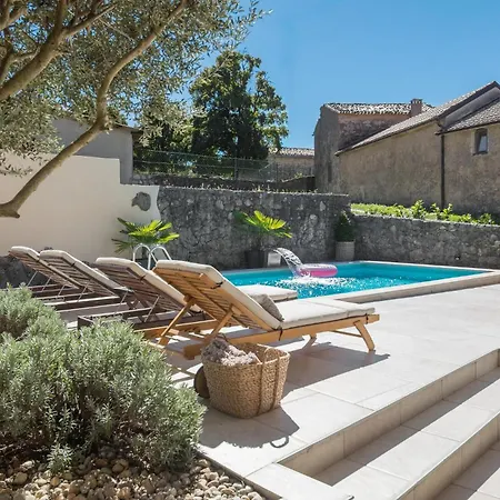 Nyaraló Beautiful In Pod Uckom *