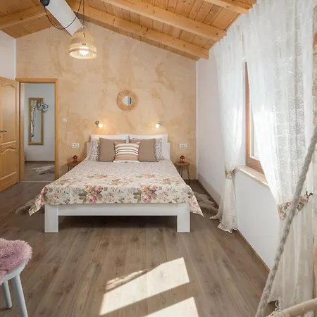 Nyaraló Beautiful In Pod Uckom *